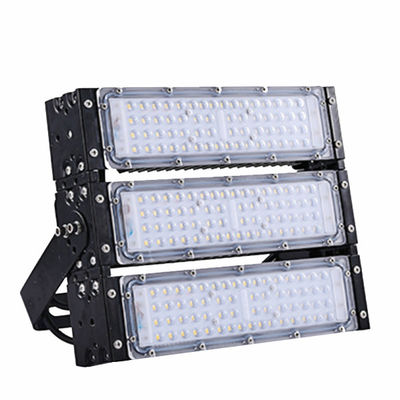 Proiettori a LED per un'elevata luminosità e efficienza negli spazi commerciali