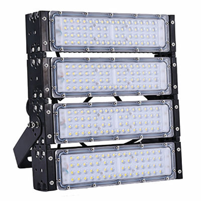 Torri di illuminazione a LED con protezione IP65